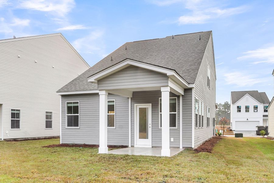 Exterior details and patio area of a home in Wildcat Chase, Summerville (Image 2).