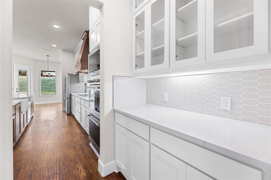Furnished interior view inside a new home in King Crossing Estates, Van Alstyne (Image 17). Furnished interior view inside a new home in King Crossing Estates, Van Alstyne (Image 17).