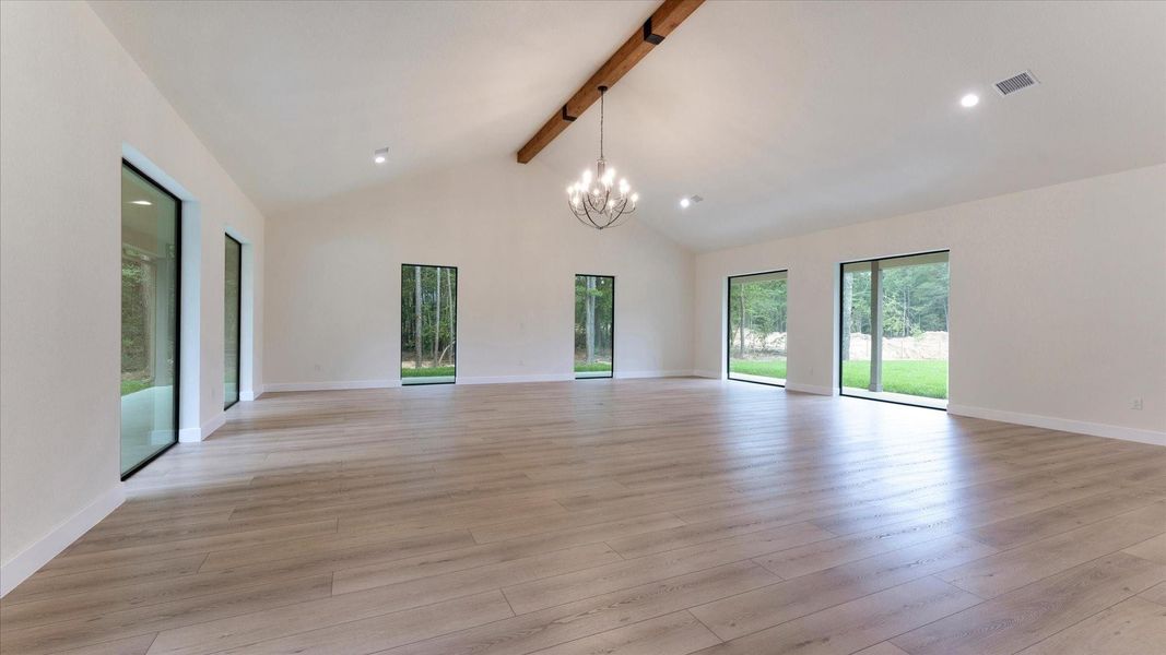 Spacious, unfurnished interior of a new home in , Conroe (Image 14).