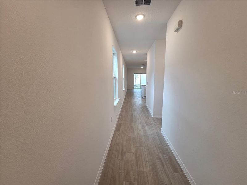Spacious, unfurnished interior of a new home in Hammock Reserve, Haines City (Image 34). Spacious, unfurnished interior of a new home in Hammock Reserve, Haines City (Image 34).