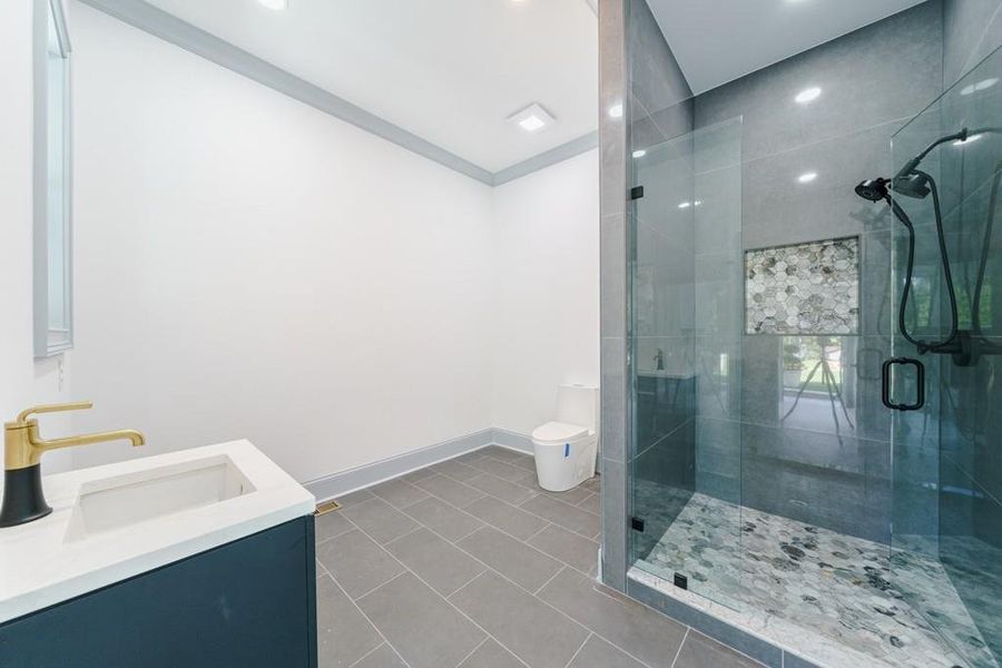 Furnished interior view inside a new home in , Brookhaven (Image 51).