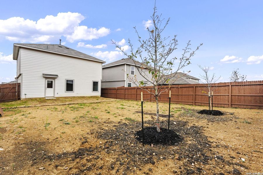 Exterior details and patio area of a home in Avenida, Converse (Image 2).