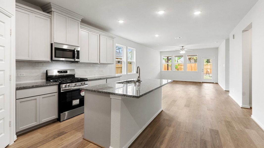 Representative furnished interior of a home built from the Benchmark by Brightland Homes in Mostyn Springs, Magnolia (Image 6).