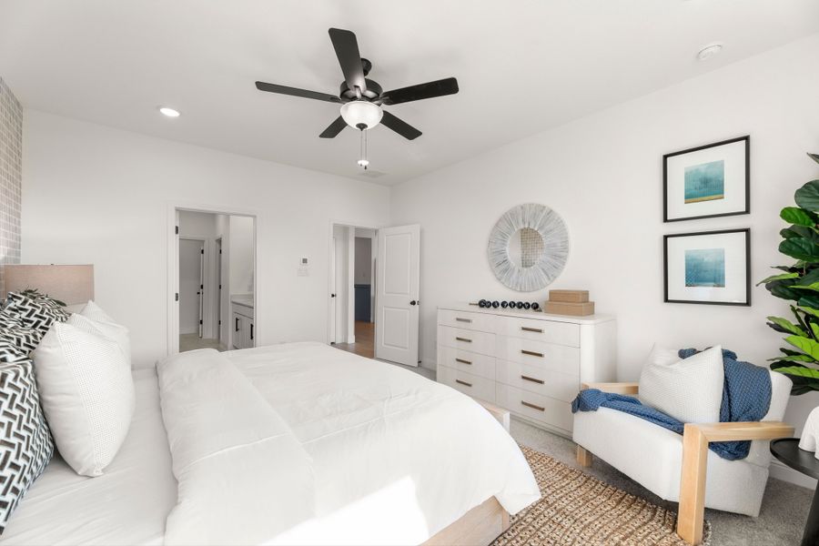 Representative furnished interior of a home built from the The Laurel G by Davidson Homes LLC in Meadow Ridge Estates, Josephine (Image 19).