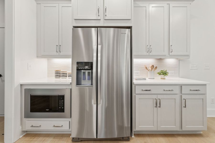 Representative furnished interior of a home built from the Sherwood by Traton Homes in Autumn Brook, Canton (Image 9).