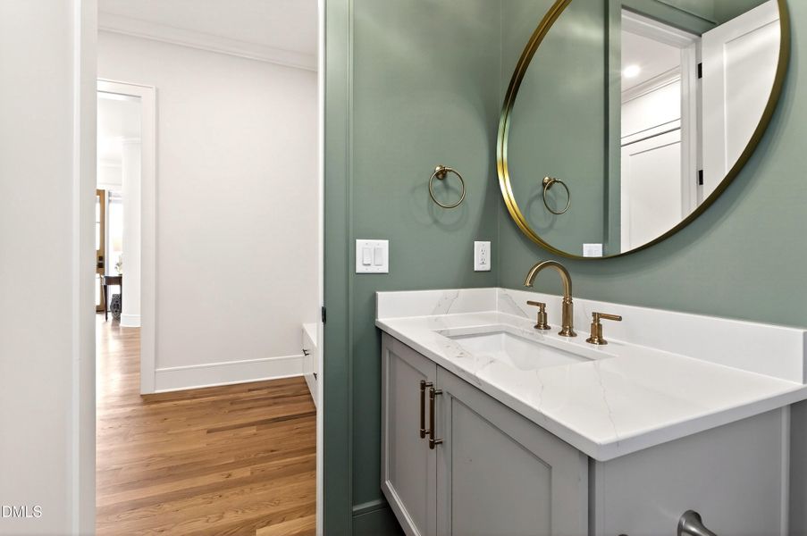 Carson (46) Carson (46)