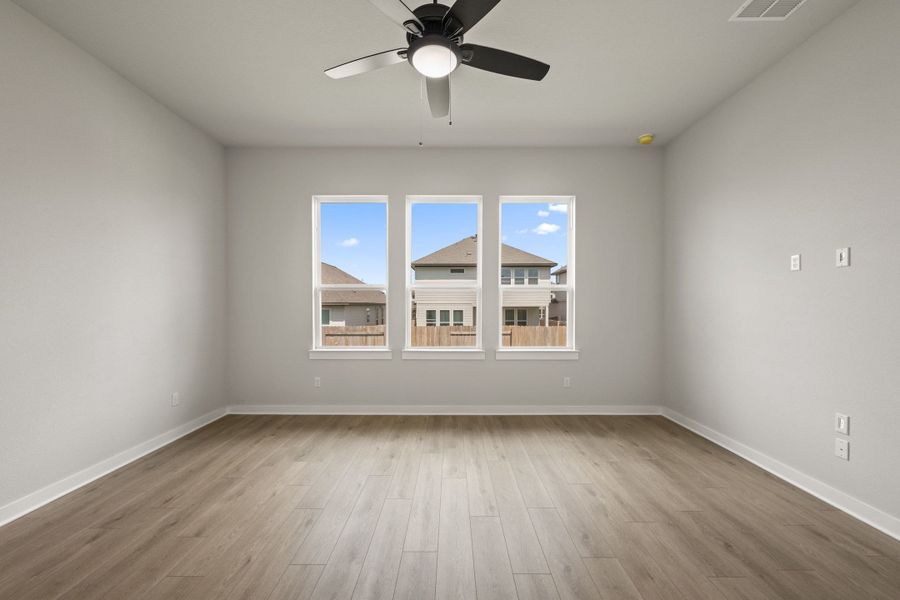 Spacious, unfurnished interior of a new home in Park Central, Georgetown (Image 34).