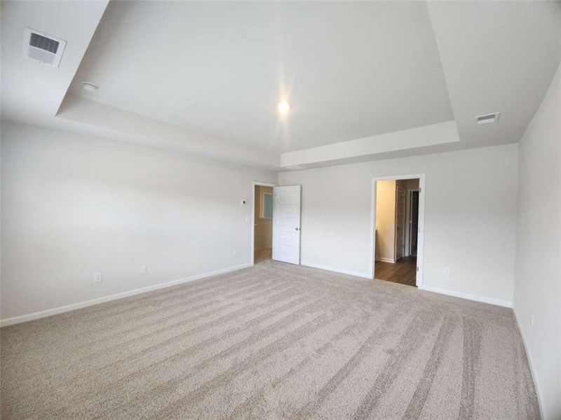 Spacious, unfurnished interior of a new home in Cedar Ridge - Locust Grove Station, Locust Grove (Image 14). Spacious, unfurnished interior of a new home in Cedar Ridge - Locust Grove Station, Locust Grove (Image 14).