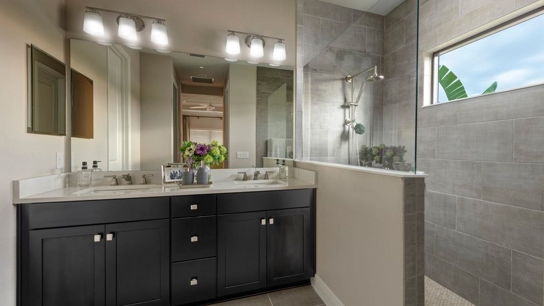 Representative furnished interior of a home built from the Lighthouse by Neal Communities in Palm Grove Real Estate and Homes for Sale in Lakewood Ranch, FL - Neal Communities, Lakewood Ranch (Image 8).