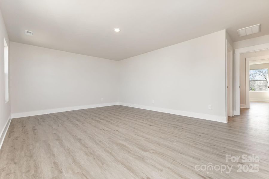 Spacious, unfurnished interior of a new home in , Mooresville (Image 11).