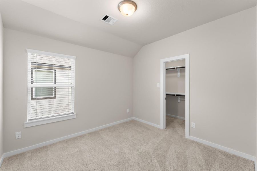 Image 34 of a home in .