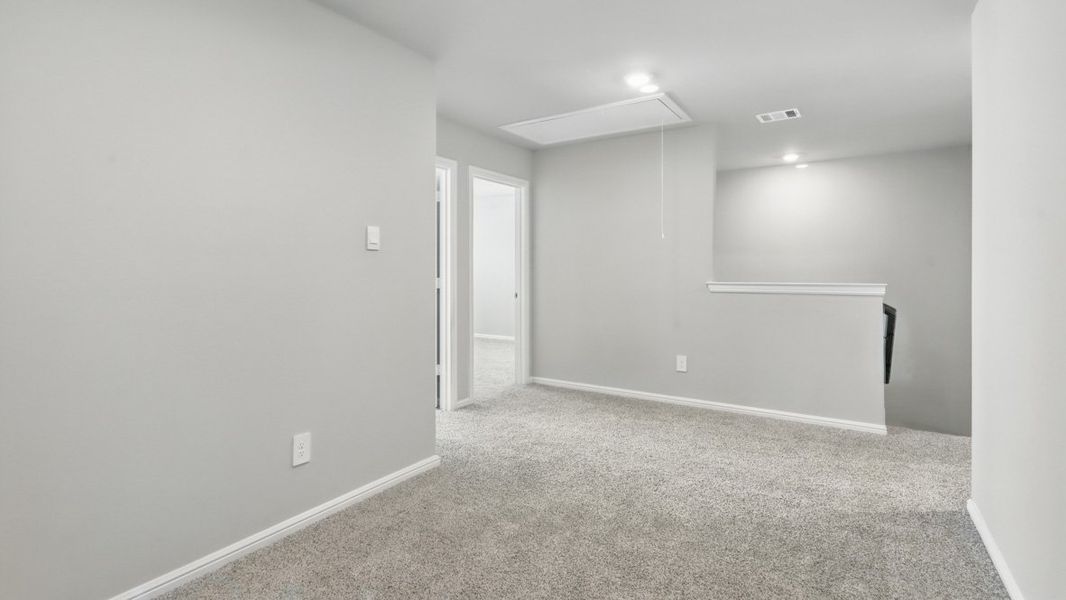 Spacious, unfurnished interior of a new home in Orchard Village, Fort Worth (Image 30). Spacious, unfurnished interior of a new home in Orchard Village, Fort Worth (Image 30).