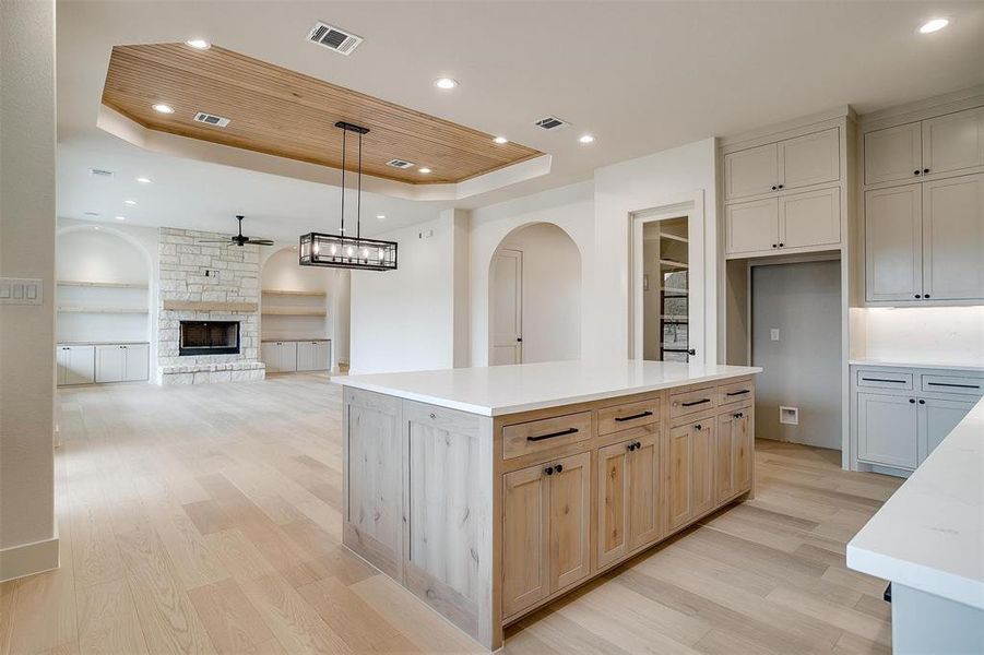 Furnished interior view inside a new home in , Lipan (Image 33).