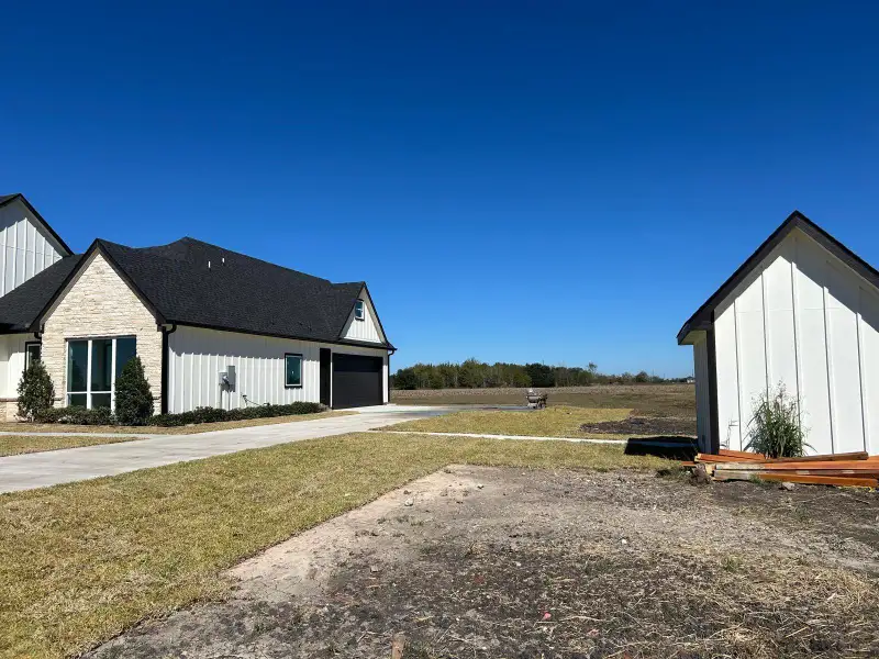 Image 32 of a home in . Image 32 of a home in .