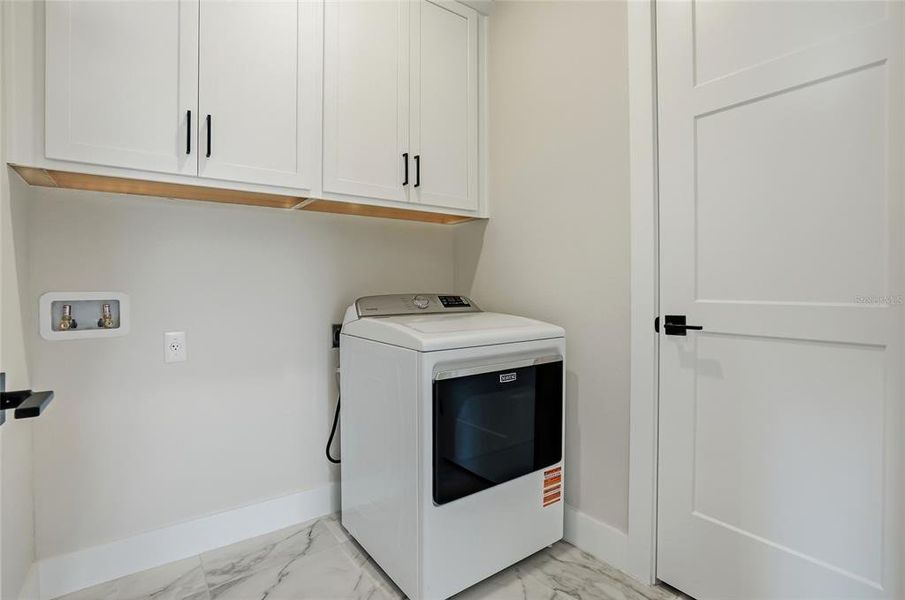 Image 43 of a home in Blanc.