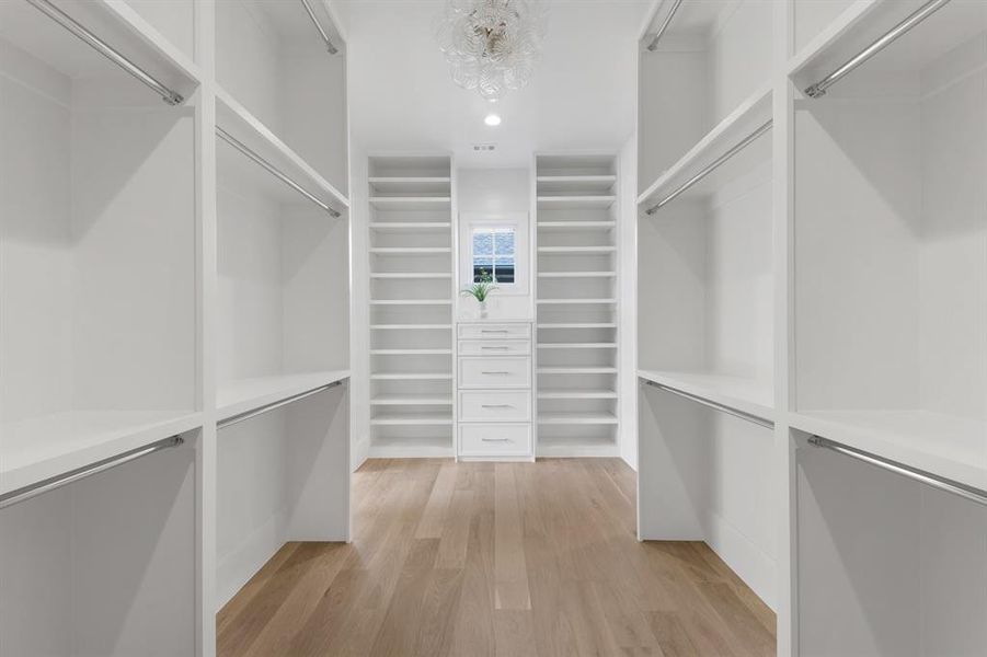 Spacious, unfurnished interior of a new home in , Dallas (Image 20). Spacious, unfurnished interior of a new home in , Dallas (Image 20).