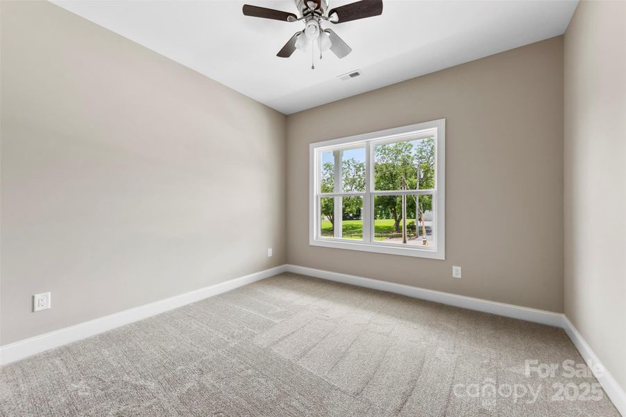 Spacious, unfurnished interior of a new home in , Kings Mountain (Image 13).