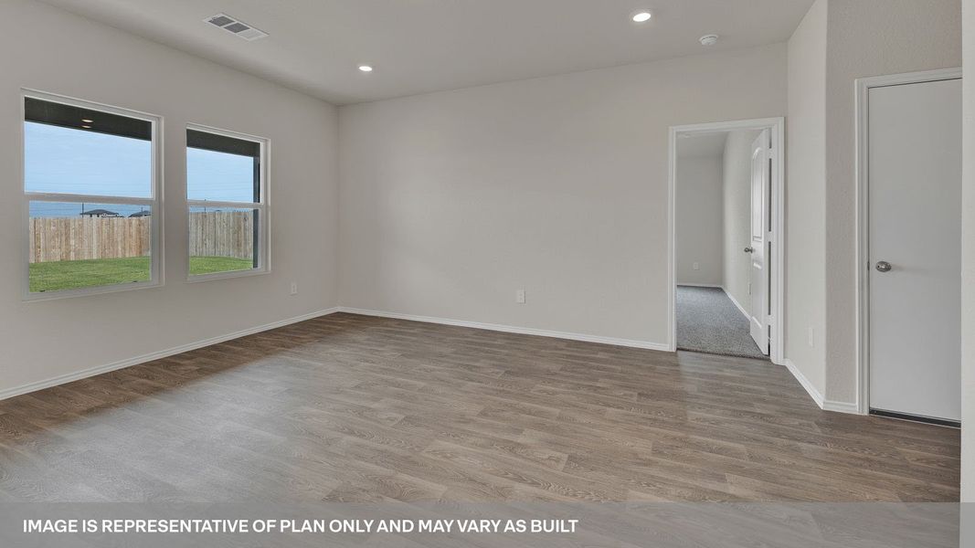 Representative unfurnished interior of a home built from the The Ashburn by D.R. Horton in Swenson Heights, Seguin (Image 13). Representative unfurnished interior of a home built from the The Ashburn by D.R. Horton in Swenson Heights, Seguin (Image 13).