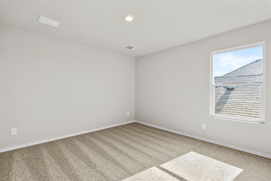 Spacious, unfurnished interior of a new home in Orchard Village, Fort Worth (Image 22).