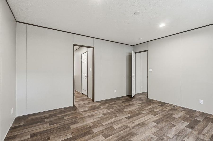 Spacious, unfurnished interior of a new home in , Quitman (Image 21).