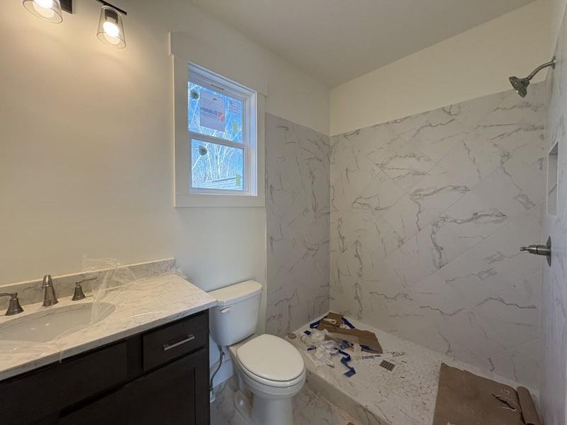 Image 27 of a home in Arden on Lanier.