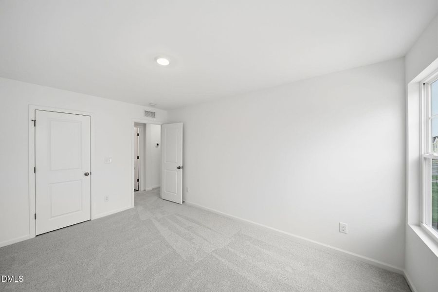 SUN_Everlee_Pic_CarsonII_QMI_258_Bed2_2o