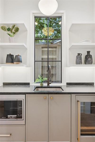 Close-up of interior finishes inside a home in , Dallas (Image 18). Close-up of interior finishes inside a home in , Dallas (Image 18).