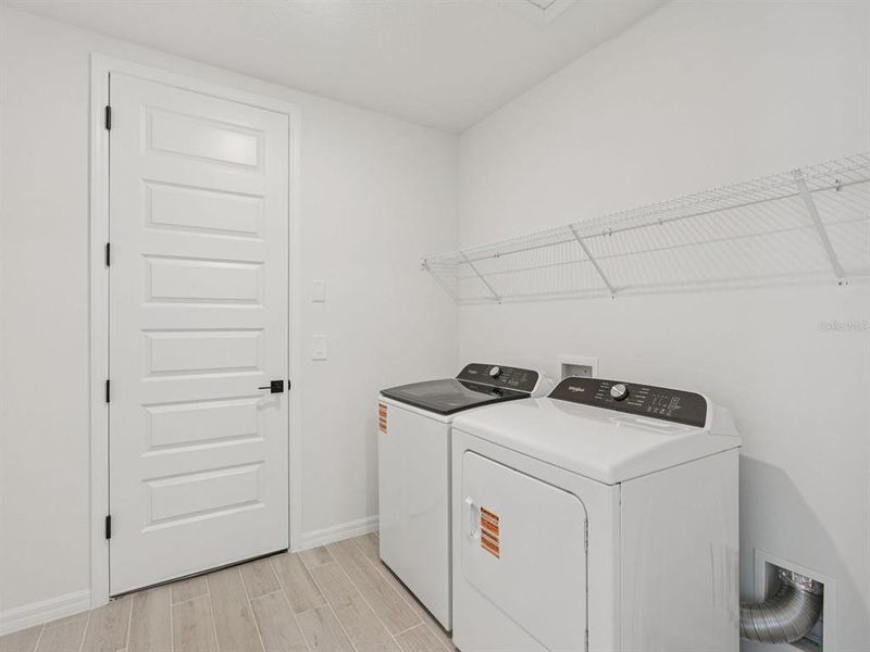 Close-up of interior finishes inside a home in Oakfield Trails - Signature Series, Parrish (Image 12). Close-up of interior finishes inside a home in Oakfield Trails - Signature Series, Parrish (Image 12).