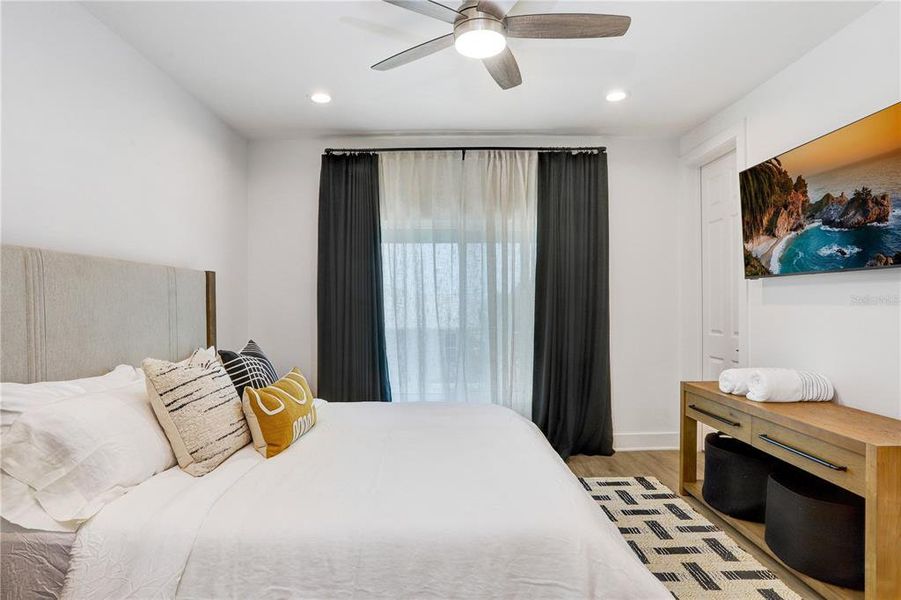 Furnished interior view inside a new home in , St. Petersburg (Image 26).