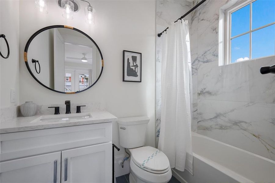 Furnished interior view inside a new home in , Bradenton Beach (Image 26).