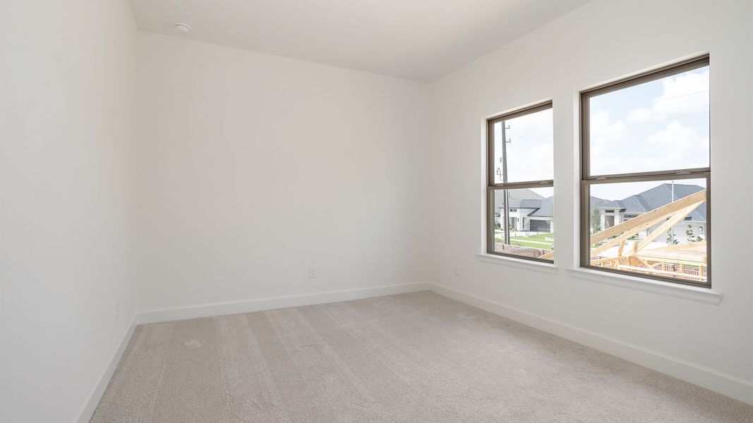 Spacious, unfurnished interior of a new home in Grange, Katy (Image 14).