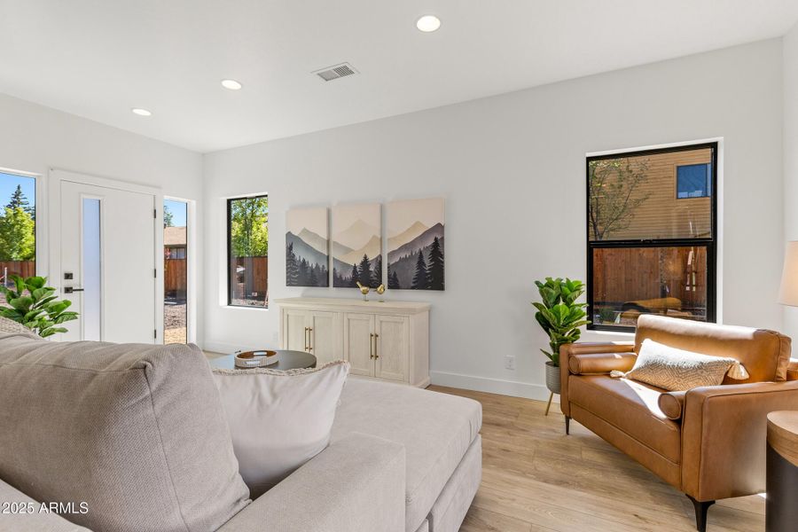 302 W Oak Ave Lot 11-20