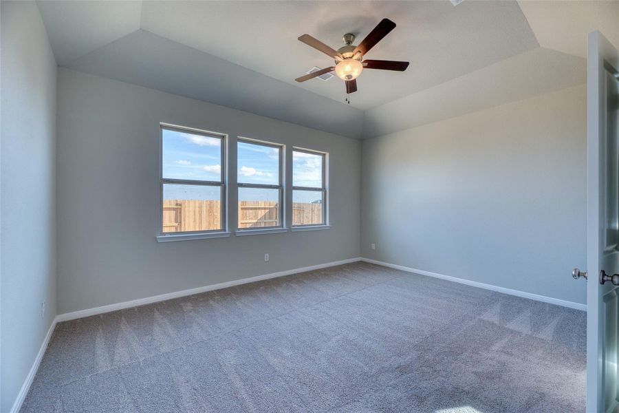 Spacious, unfurnished interior of a new home in Aldeana - Tejas Collection, Bonney (Image 20).