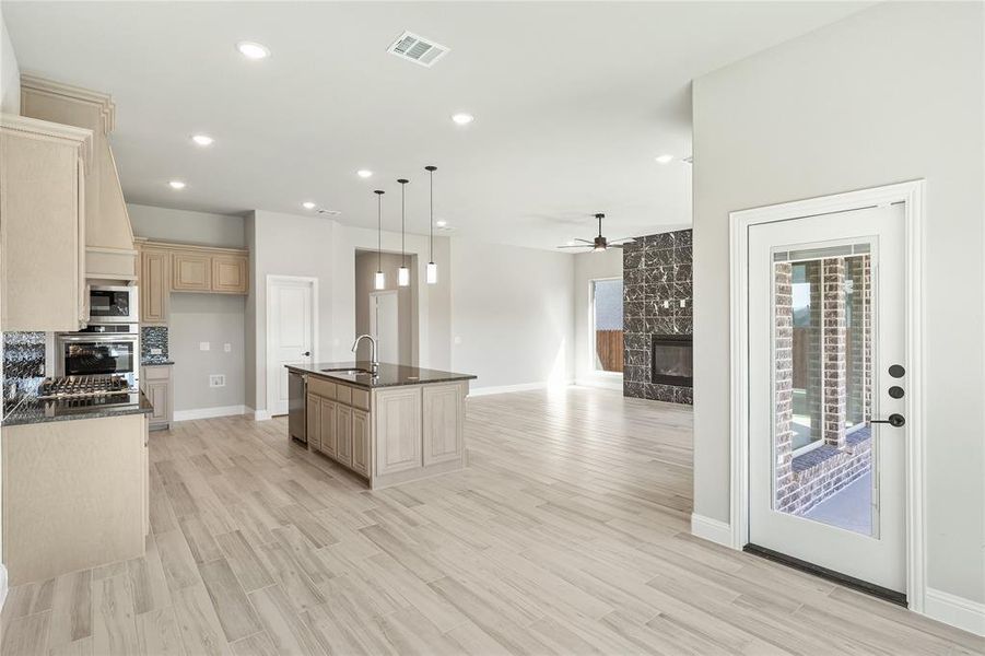 Furnished interior view inside a new home in The Oaks, Red Oak (Image 10). Furnished interior view inside a new home in The Oaks, Red Oak (Image 10).