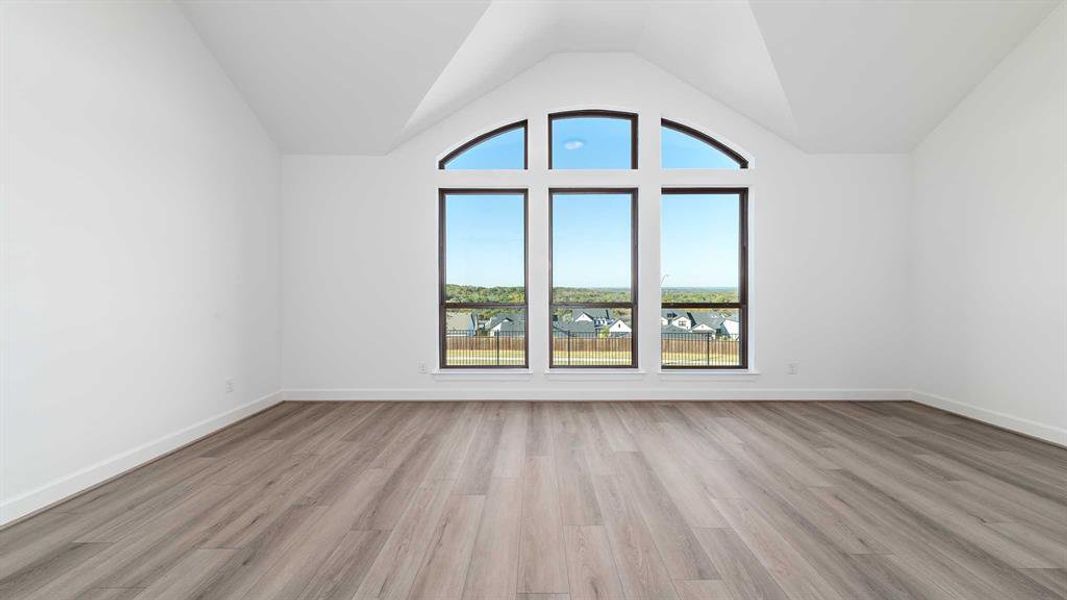Spacious, unfurnished interior of a new home in Talon Hills 60'/70', Fort Worth (Image 17).