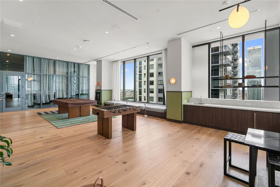 Community amenities in , Miami (Image 41). Community amenities in , Miami (Image 41).