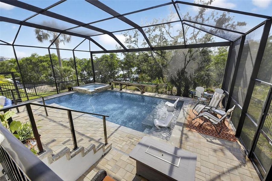 Exterior details and patio area of a home in SouthShore Yacht Club: Somerset Preserve, Ruskin (Image 33).