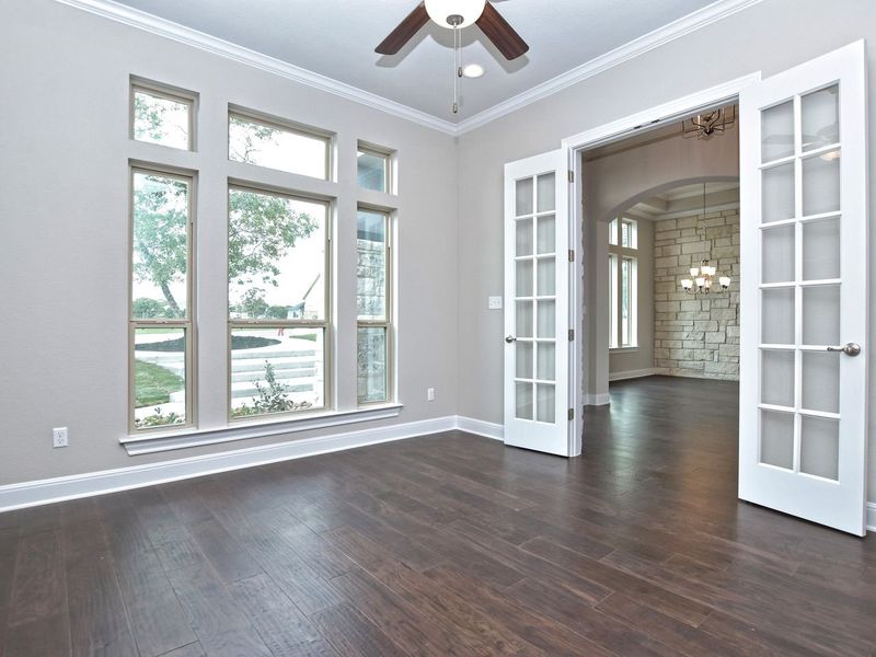 Representative unfurnished interior of a home built from the Coronado I by Giddens Homes in Clearwater Ranch, Liberty Hill (Image 108).