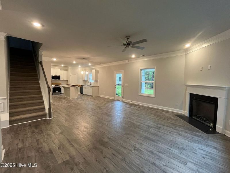 Spacious, unfurnished interior of a new home in Palmetto Creek, Bolivia (Image 19).
