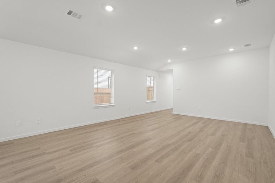 Spacious, unfurnished interior of a new home in Presswoods, Splendora (Image 12).