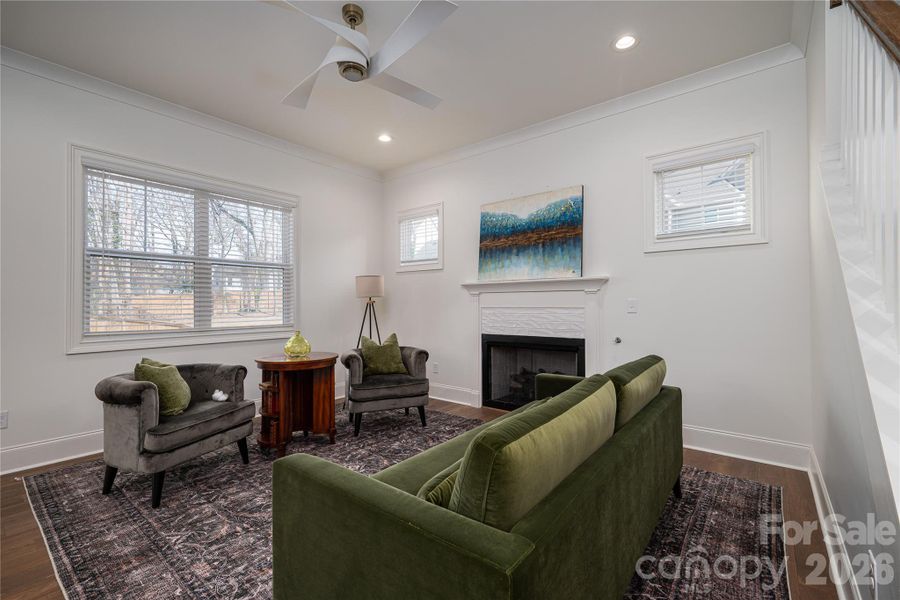 Furnished interior view inside a new home in , Belmont (Image 15).