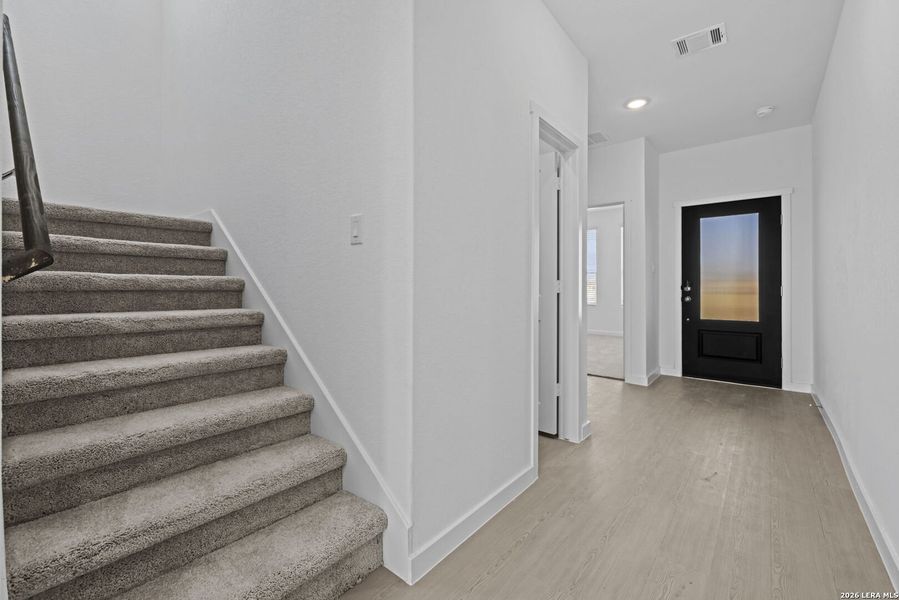 Spacious, unfurnished interior of a new home in , New Braunfels (Image 18).