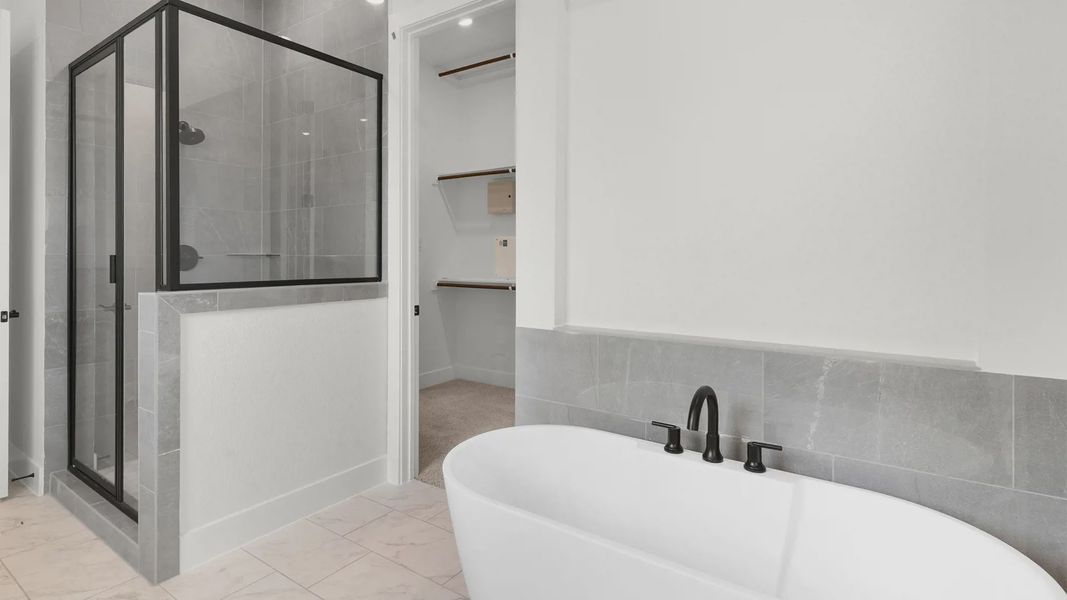 Representative furnished interior of a home built from the Drios by Chesmar Homes in Crescent Bluff, Georgetown (Image 10).
