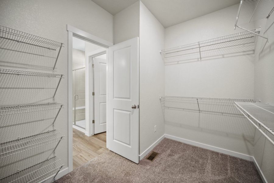 Spacious, unfurnished interior of a new home in The Glen-12, Colorado Springs (Image 35).