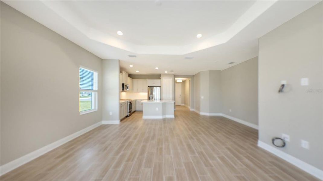 Spacious, unfurnished interior of a new home in , Venice (Image 20).