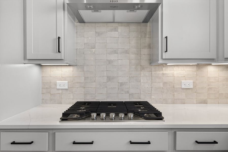 Representative interior finishes for a home built from the Atlas Interior Unit by Baker Residential in Atwater Station - Midtown Collection, Fuquay Varina (Image 23).