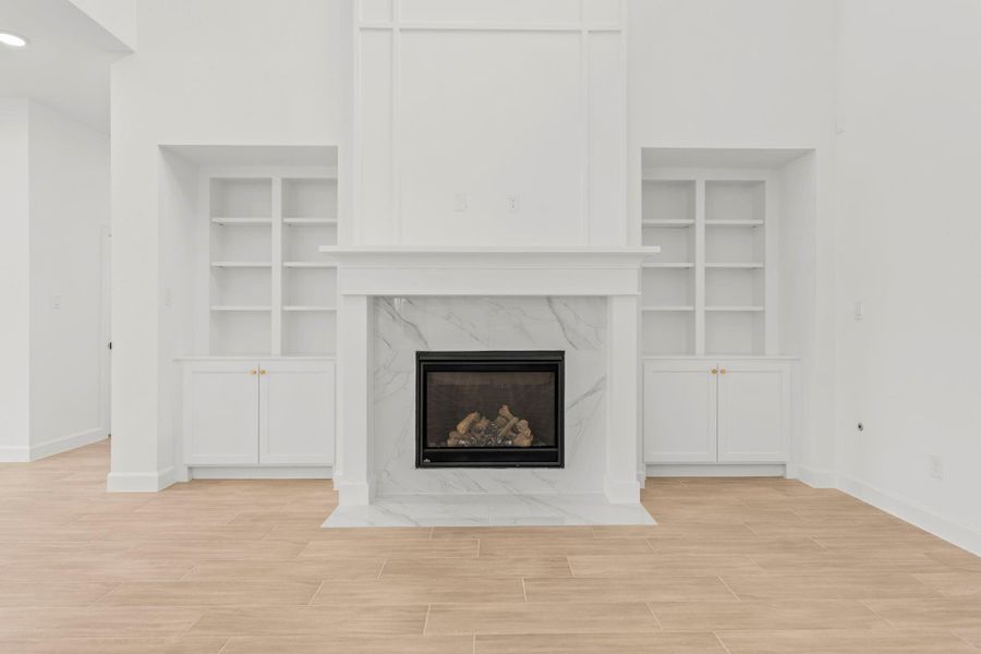 Spacious, unfurnished interior of a new home in , Tomball (Image 21).