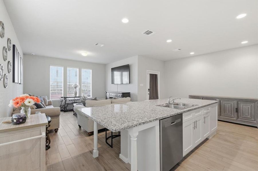 Furnished interior view inside a new home in , Fort Worth (Image 19). Furnished interior view inside a new home in , Fort Worth (Image 19).