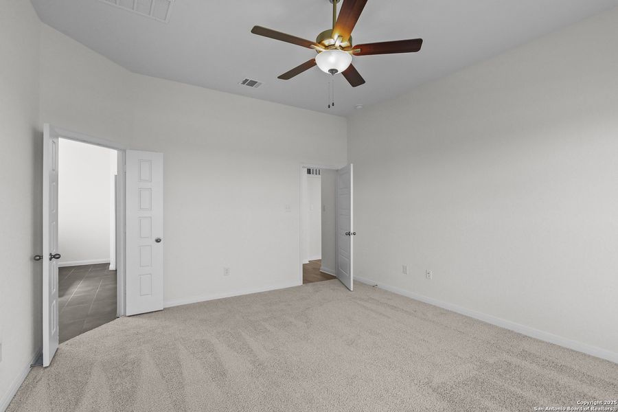 Spacious, unfurnished interior of a new home in Megan's Landing 50', Castroville (Image 28).