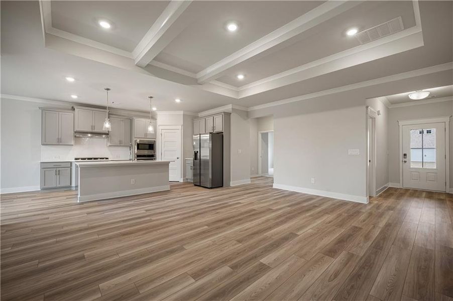 Spacious, unfurnished interior of a new home in Rosewood Lake Preserve, Hoschton (Image 22).